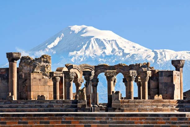 صورة ساحة الجمهورية في يريفان – السياحة في أرمينيا

