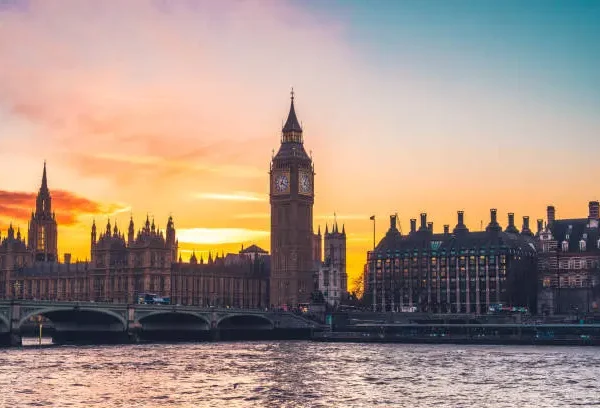 عرض لندن 5 أيام