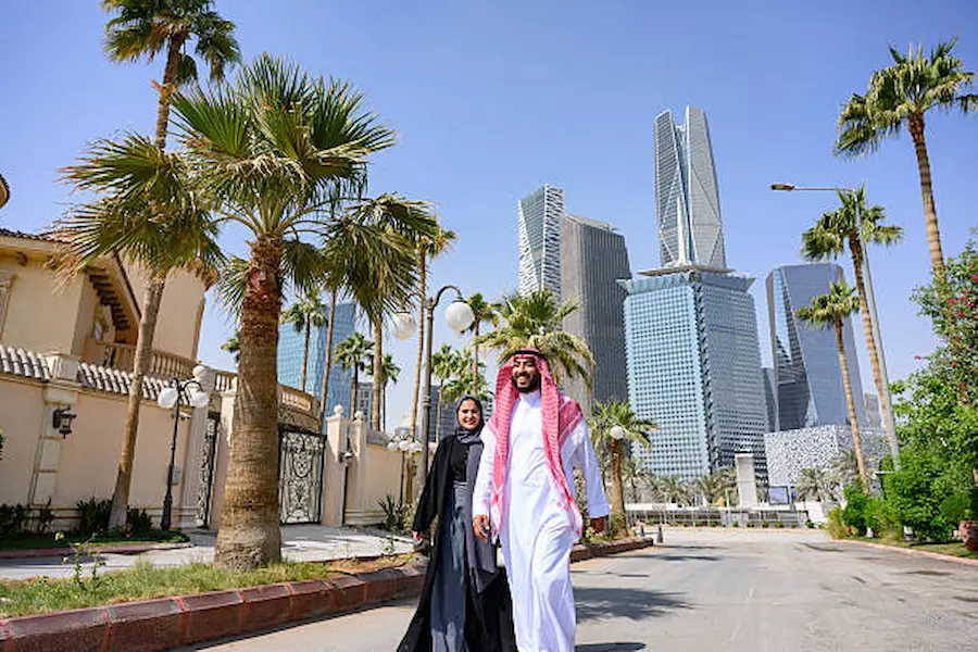 لماذا يفضل المسافرون حجز أرخص عروض سياحية من الرياض؟