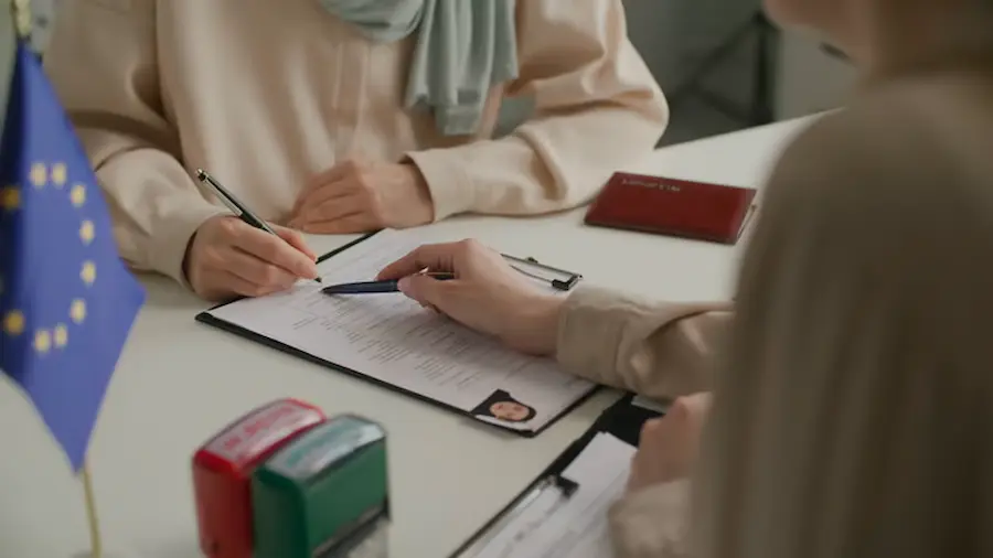 هل يمكن تجديد فيزا شنغن للسعوديين بسهولة؟