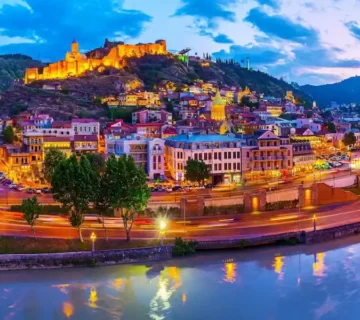 مقارنة بين جورجيا وأذربيجان للمسافرين من السعودية